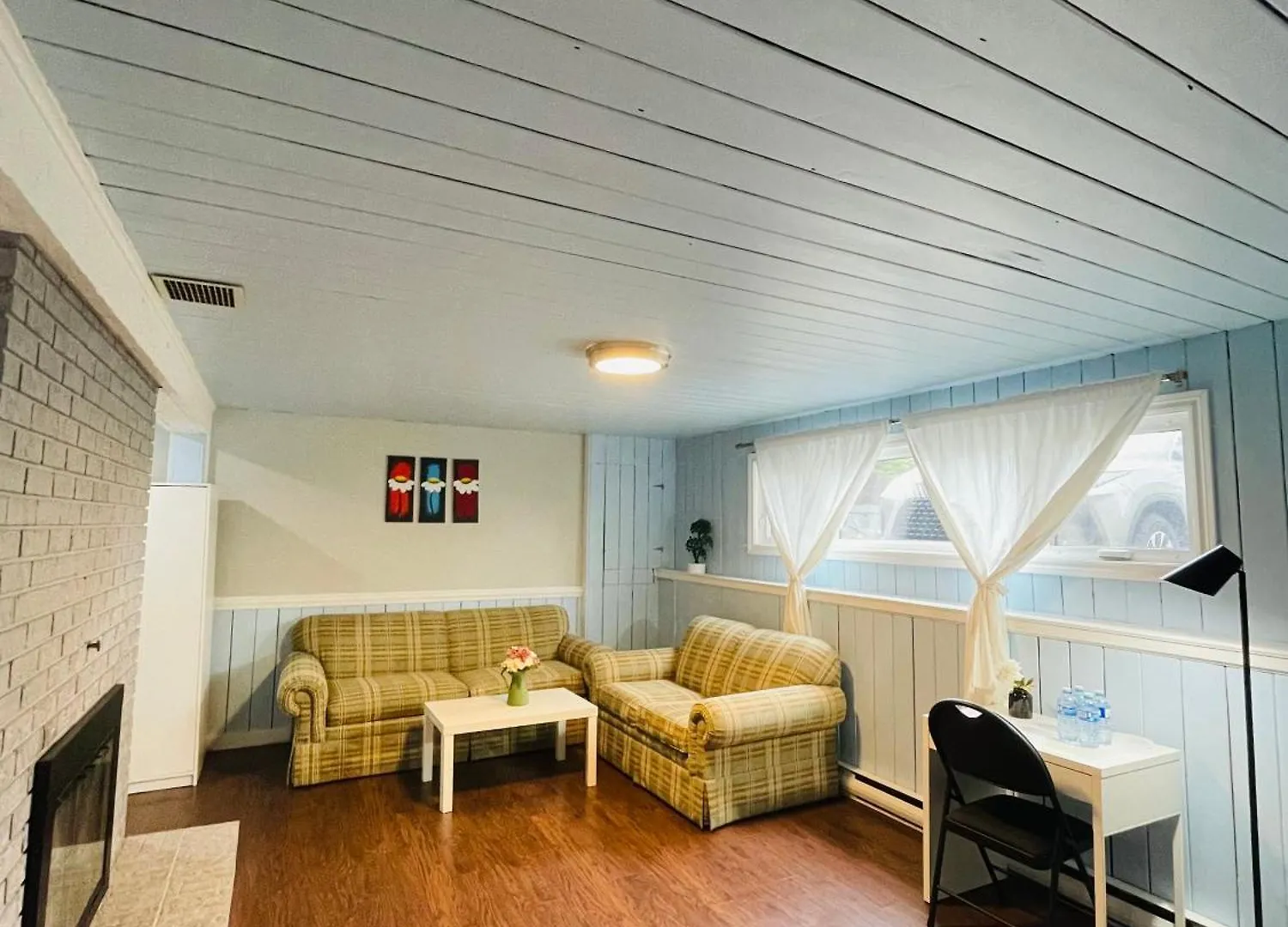 Spacious And Cozy Apartment Suite 哈利法克斯